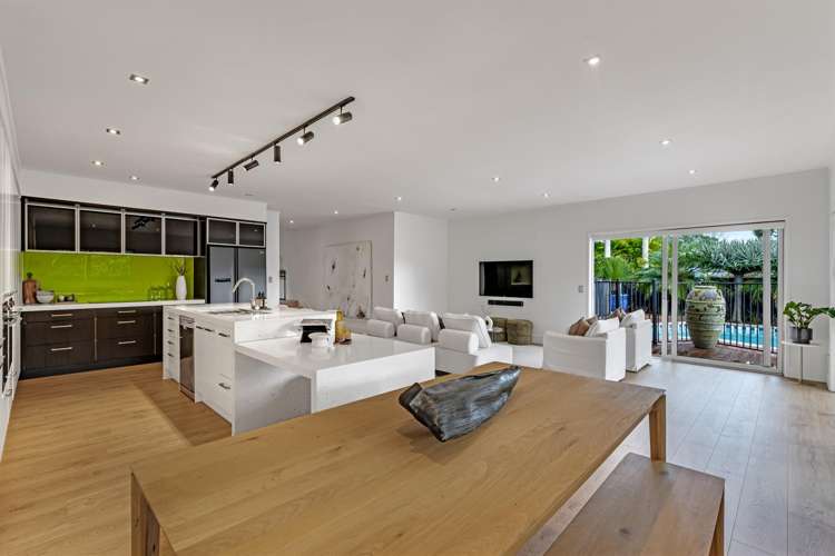 202 Gowing Drive Meadowbank_11