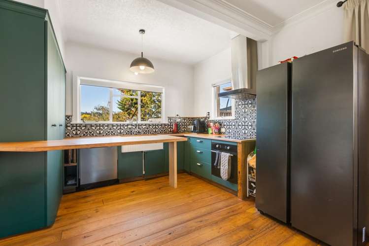 105 Centennial Avenue Alexandra_1