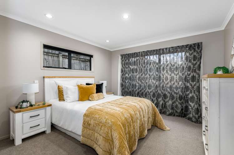 64 Sunstone Crescent Brown Owl_12