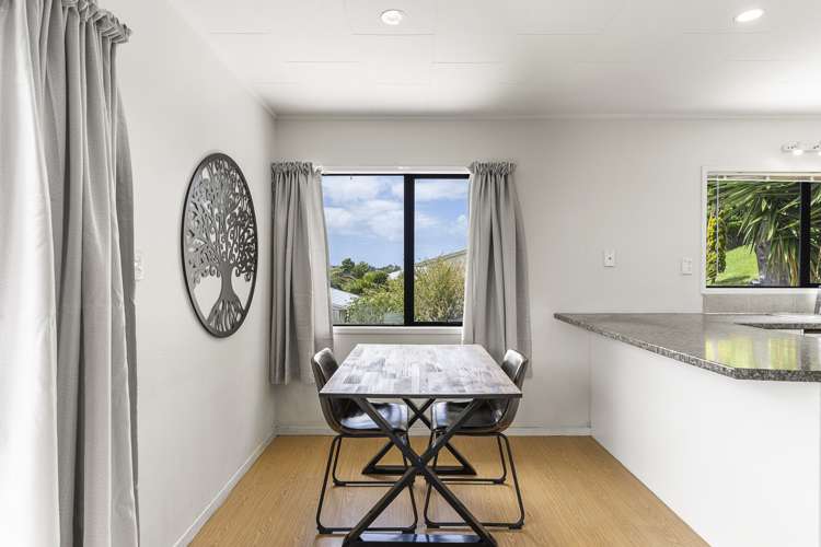 1/19 Exeter Place Unsworth Heights_7