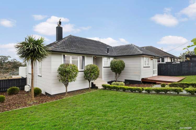 2 Marie Crescent Te Atatu South_22