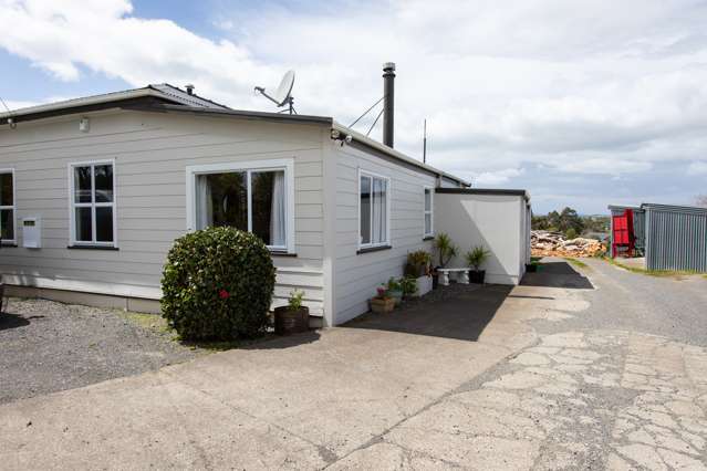 143 Adelaide Road Dannevirke_2