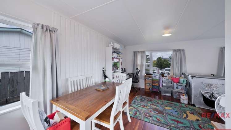 2 Belgrave Place Papakura_11
