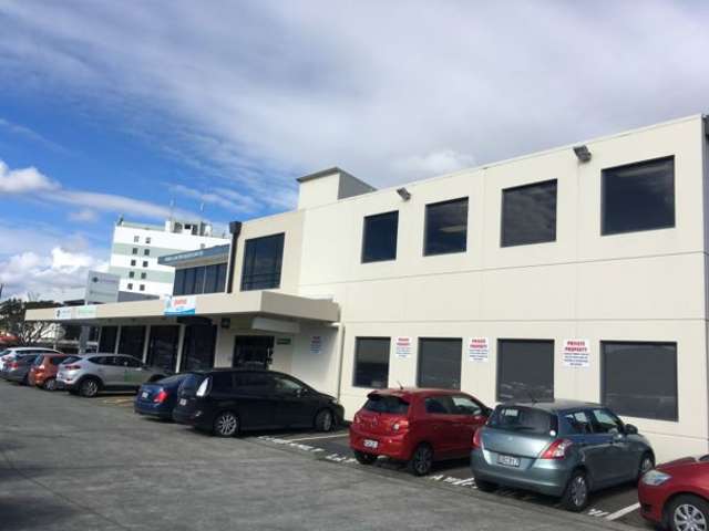 Level 1, 12 Hagley Street Porirua_2