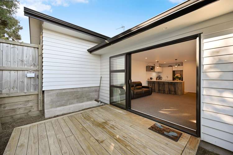 41C Heathfield Avenue Puketaha_2