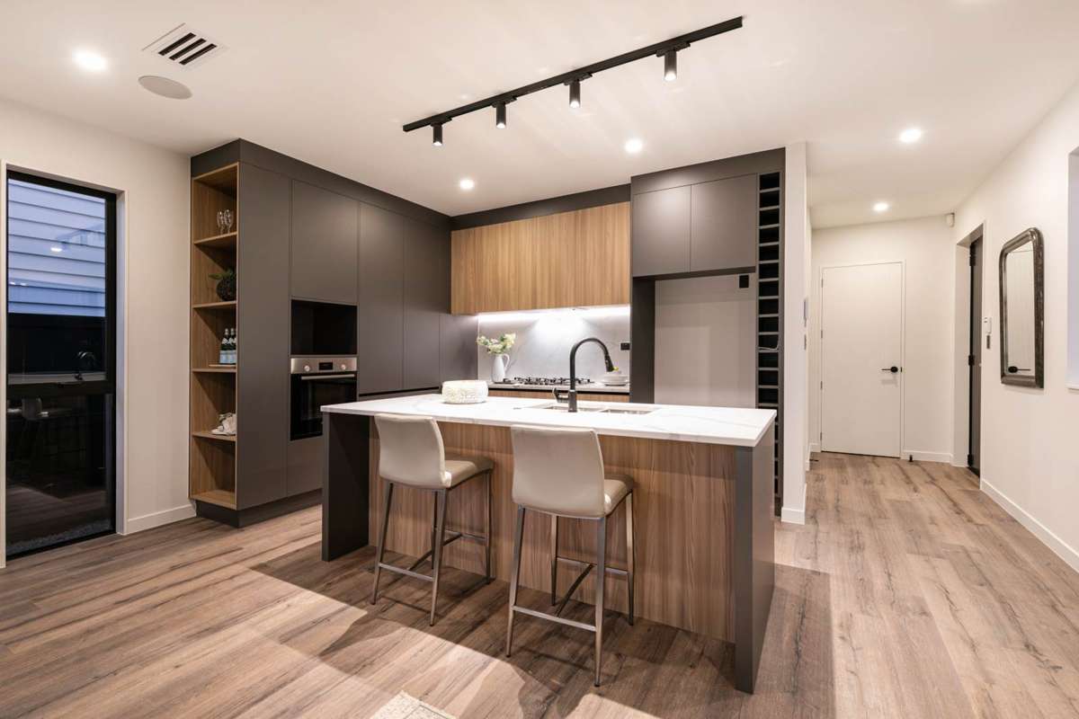 3 Spars Road_2