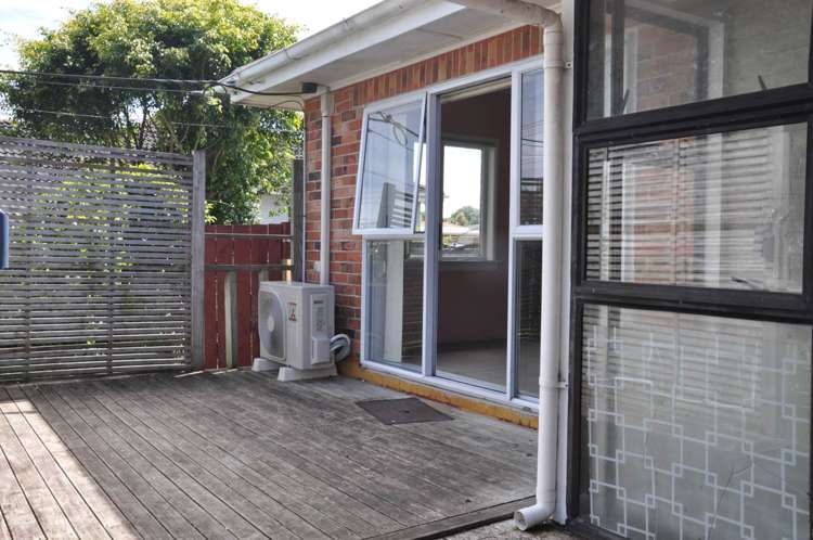 98 Portage Road New Lynn_8