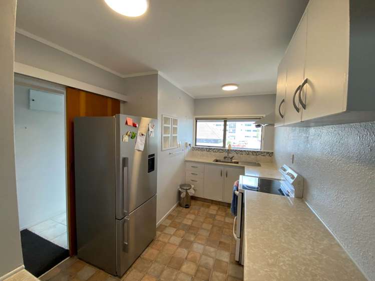 6/18 Cliff Road Tauranga Central_5