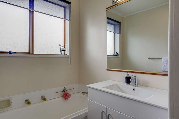 16 Acacia Drive Levels_17