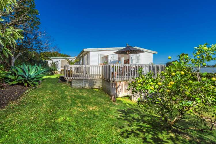1 Orewa Street Torbay_10
