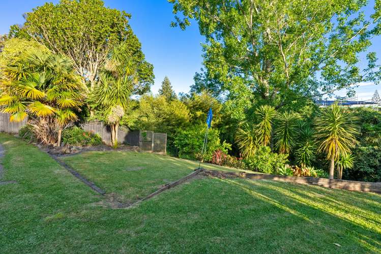 23 Hutchinsons Road Bucklands Beach_19