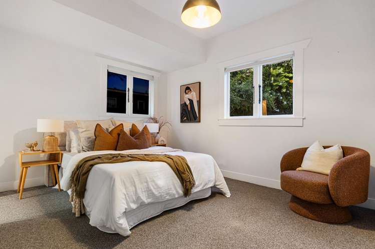 2/105 Lancaster Road Beach Haven_15