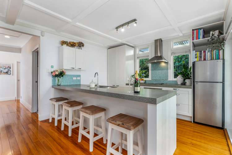 36 Springtime Crescent Stanmore Bay_6