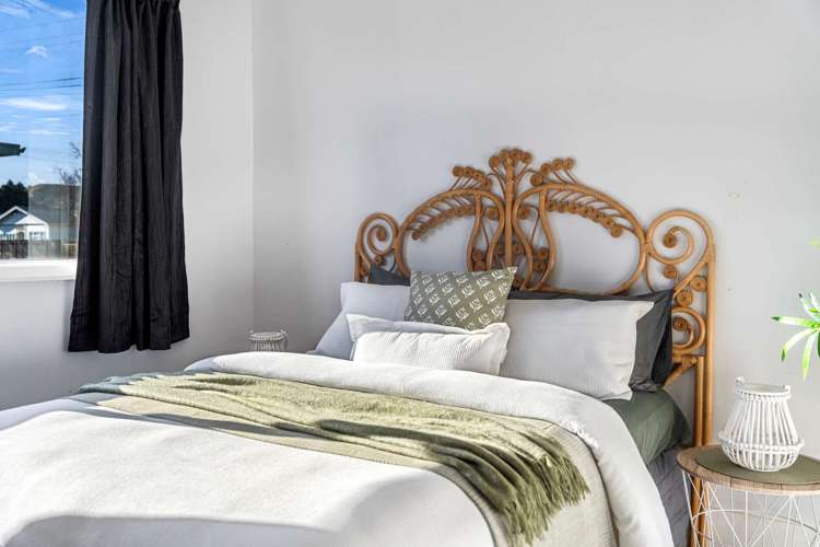 27 Kitchener Street Whanganui East_14