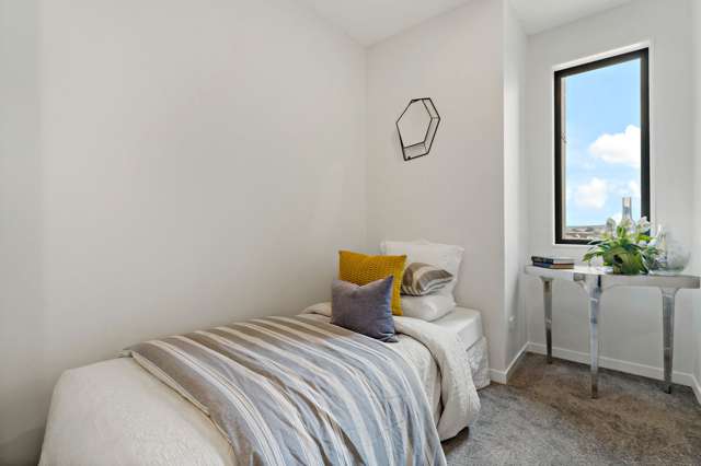 8 Heketara Way Massey_1