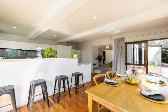 64 Lake Terrace Road Burwood_2