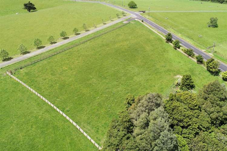 75 Burtt Road Paerata_8