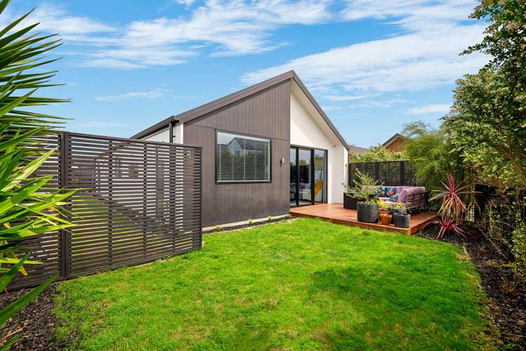 16 Nevermore Place_0