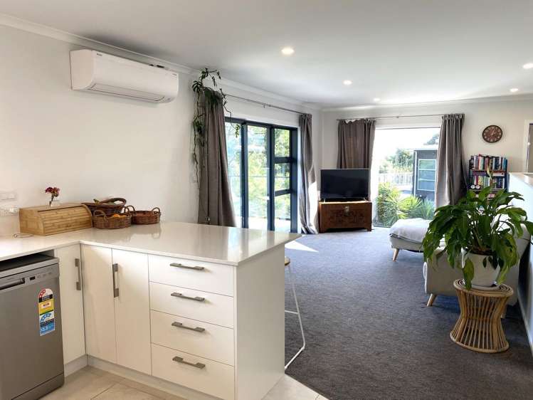 1/107 Korokoro Crescent Thames_3