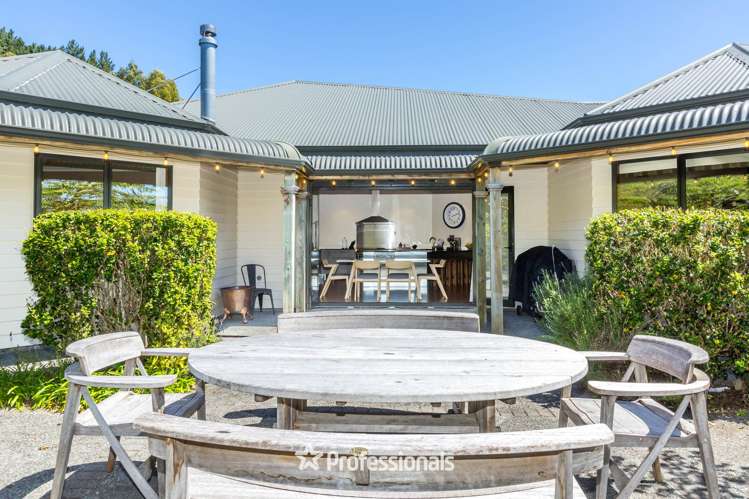 118 Colletts Road Mangaroa_15