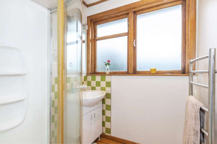 109 Springs Road Hornby_9