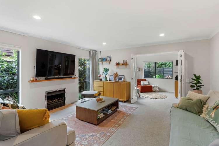 31a Oakwood Grove Eastern Beach_6