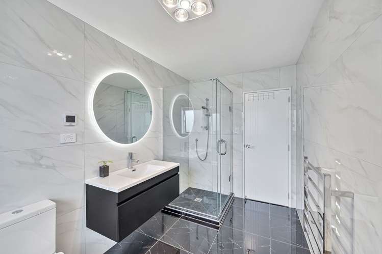 2 Laquinta Place Flat Bush_22