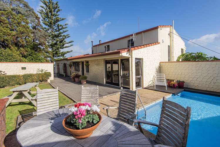 120 Memorial Drive Parahaki_25