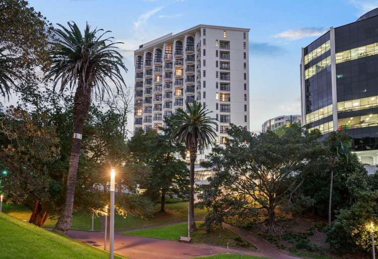 6I/100 Greys Avenue City Centre_9