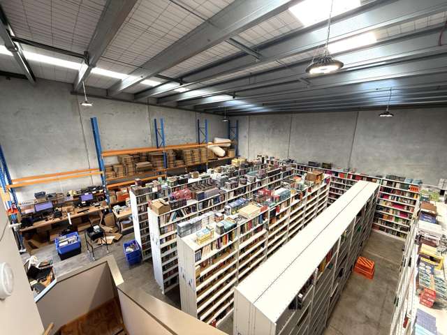 2/6 Workspace Drive Hobsonville_4