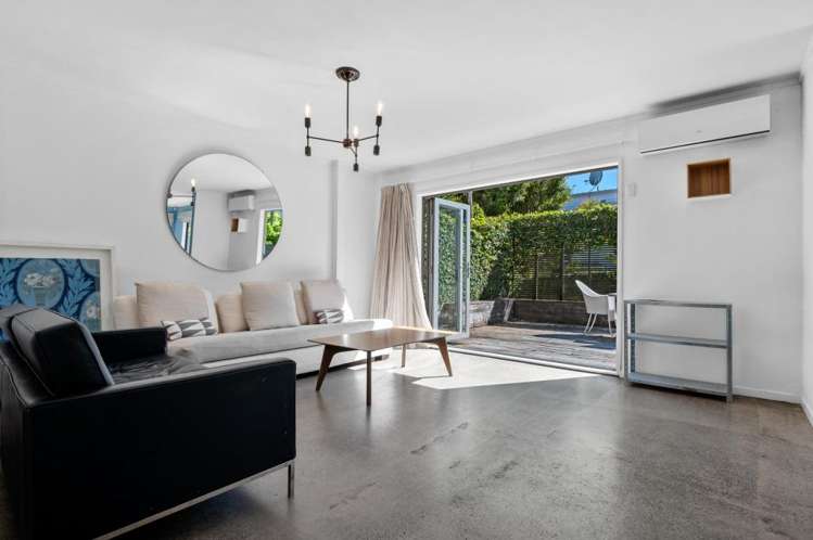 2/25 Webber Street 1685_1