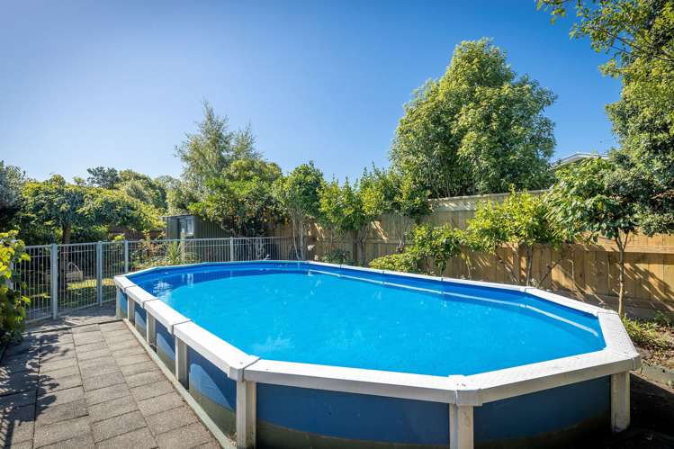 8 Hereford Street Stoke_19