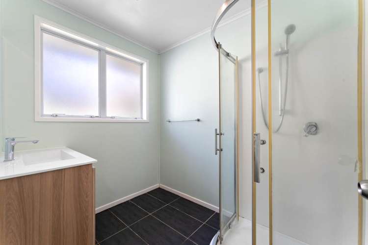 34 Kingdale Road Henderson_17