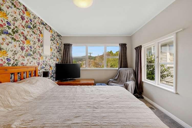 46 Kiwi Crescent Tawa_15