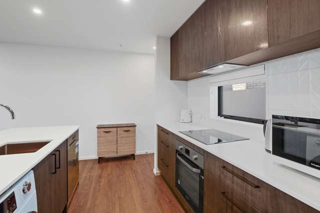 4/327 Lincoln Road Addington_4