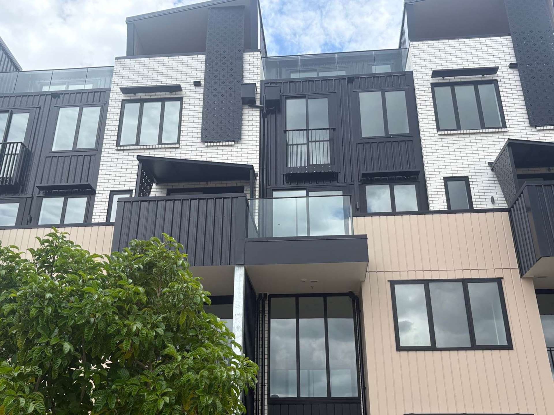 2/28 Pennant Street Long Bay_0