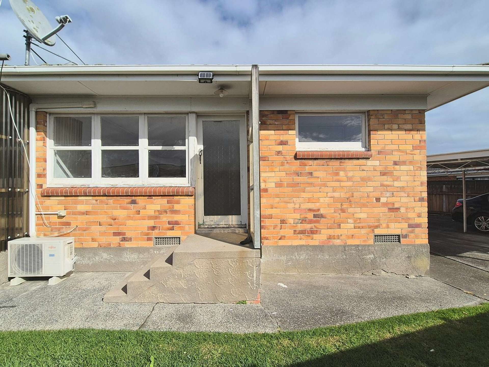 2/109 Kolmar Road Papatoetoe_0