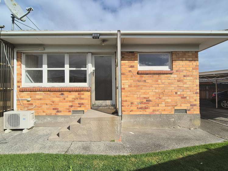 2/109 Kolmar Road_0