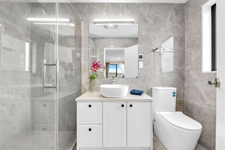 29 Lisnoble Road Flat Bush_26