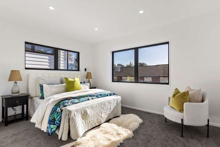 21b Borrowdace Avenue Botany Downs_15