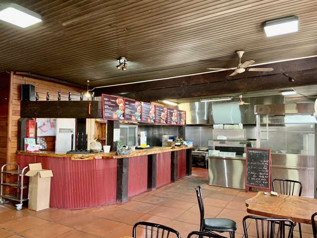 49 Glenmall Place Glen Eden_3