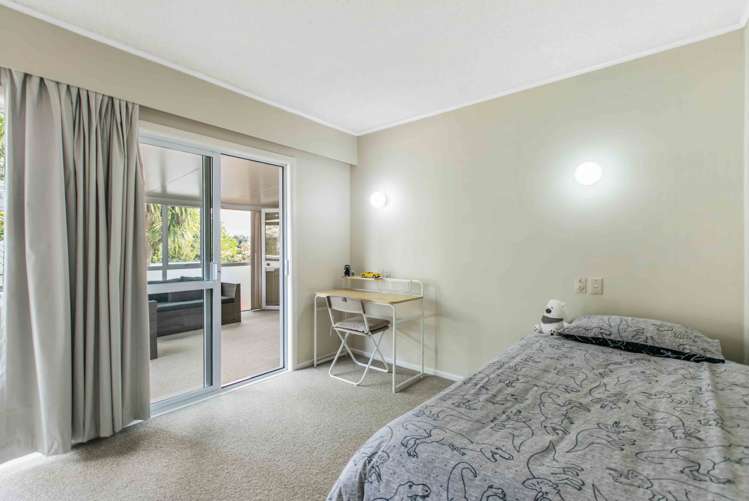 2/300 Rangatira Road Beach Haven_11