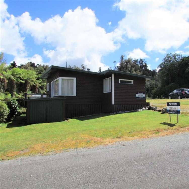 16 Stuart Street Lake Kaniere_15