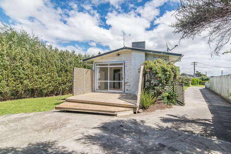 30 Hurley Road Paraparaumu Beach_11