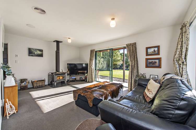 1707 Cust Road Cust_8