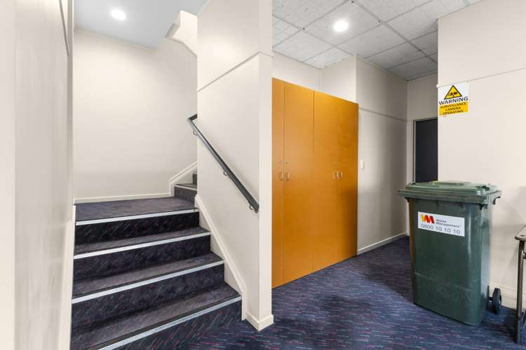 Unit 1, 123 Queen Street Palmerston North_6