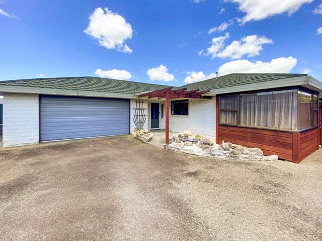 CITY CENTRE - THREE BEDROOMS