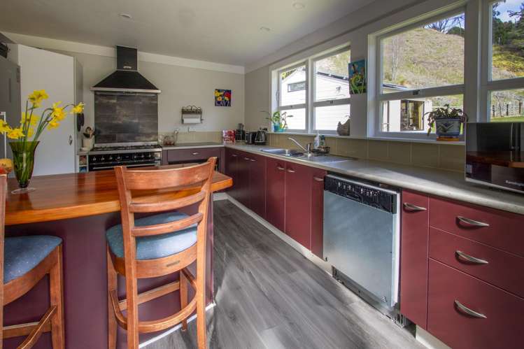 1207 State Highway 33 Okere Falls_5