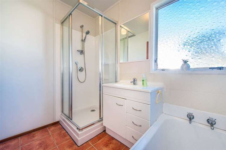 8 Charnley Grove Glenfield_19