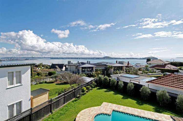 12 Fenton Circus Orakei_6